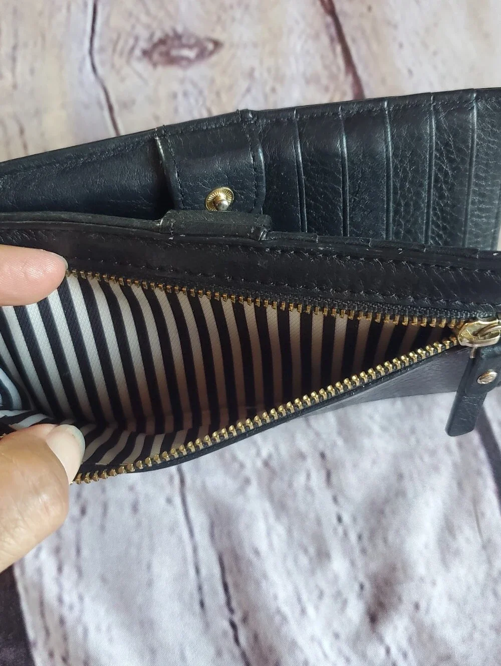 Kate Spade Slim Bailey Black Pebbled Leather Wallet Bifold Credit Checkbook